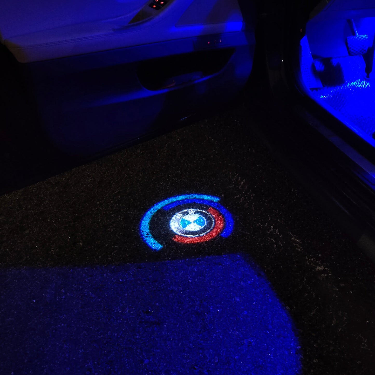 LED velkomstlys for dør – BMW E og F serie