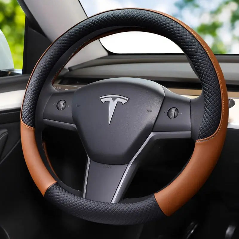 BRUNT RATTREKK Tesla Model 3 og Y
