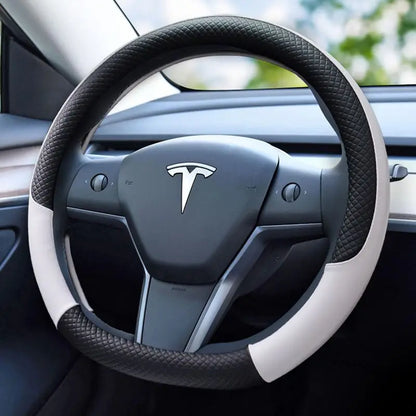 HVITT RATTREKK Tesla Model 3 og Y
